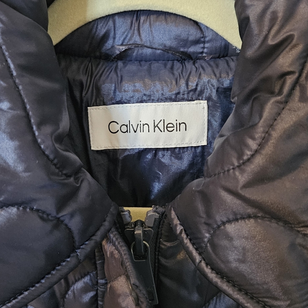 Calvin Klein Women's Quilted Puffer Jacket - Navy Lg - Picture 3 of 6